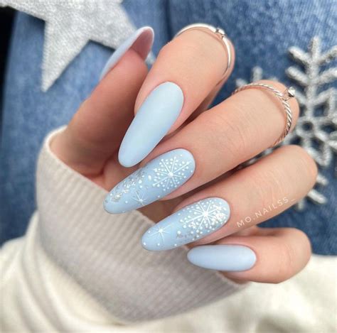 Snowflake Nail Art - 25+ Beauties To Recreate For Winter - Emerlyn Closet