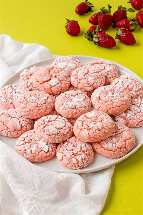 strawberry crinkle cookies  bearfoot baker
