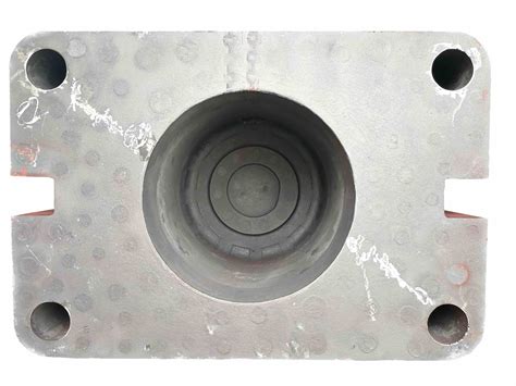 Customized Rough Casting Parts for Oil Cylinder of Rubber Machine