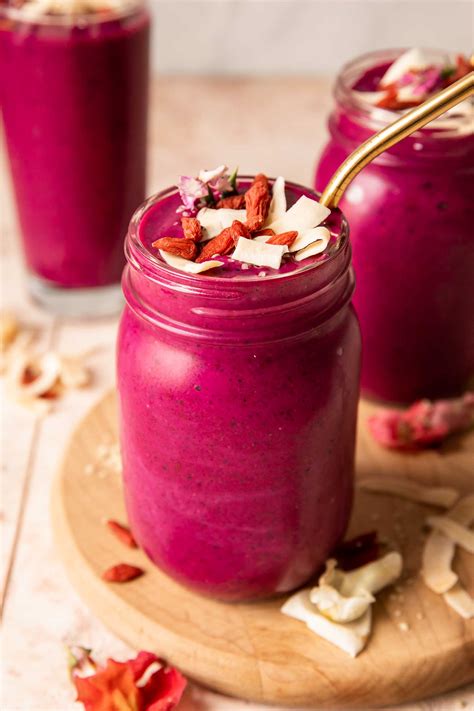 dragon fruit smoothie