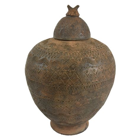 - A Kalinga jar