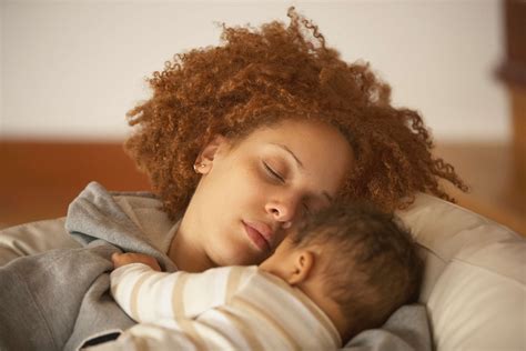Postpartum life: Can your diet after giving birth affect your mental