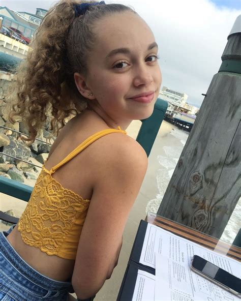 Why Fans Think The Career Path And Professional Style Of Jillian Mele Hot Trends On Social Media 8