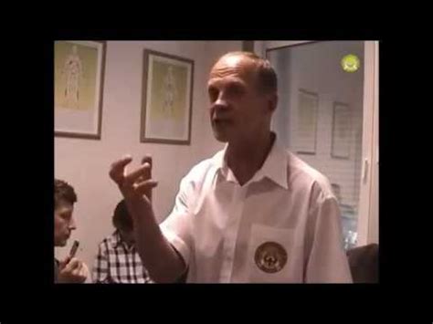 Висцеральная хиропрактика 2.1/8 - Огулов А.Т. (массаж живота) - YouTube