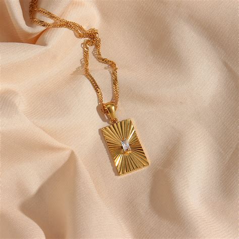 zirconia necklace atelia