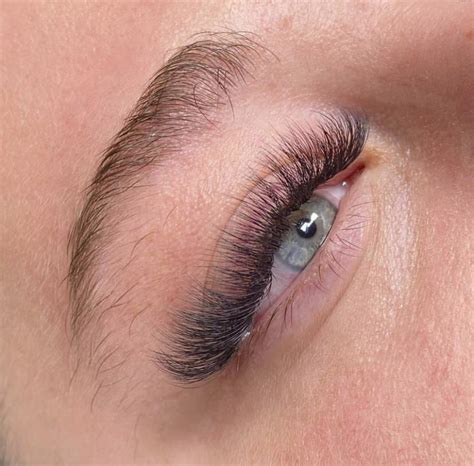 Rarotonga Tanning Paradise - EYELASH EXTENSIONS