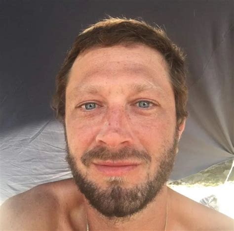 Ebon Moss-Bachrach Pets - Celebrity Pets