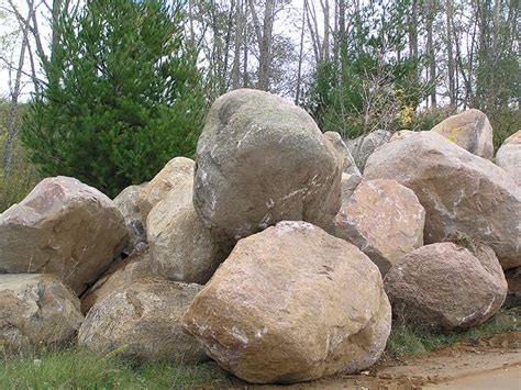 Boulders - Waupaca Sand & Solutions