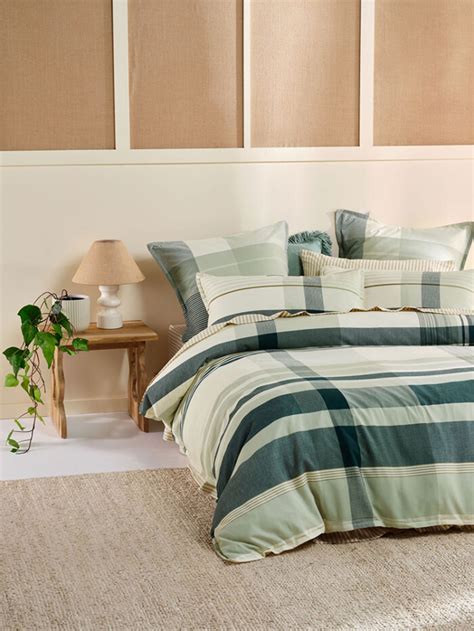 Levon Duvet Cover Set – Linen House
