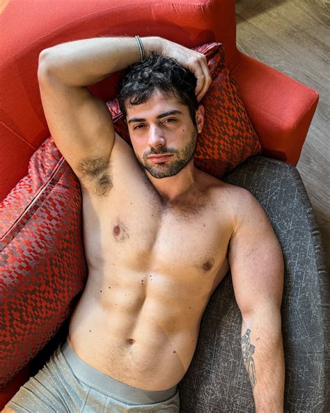 Bruno Baba | Good Morning world 🌎 Go to link in bio for more content 😇