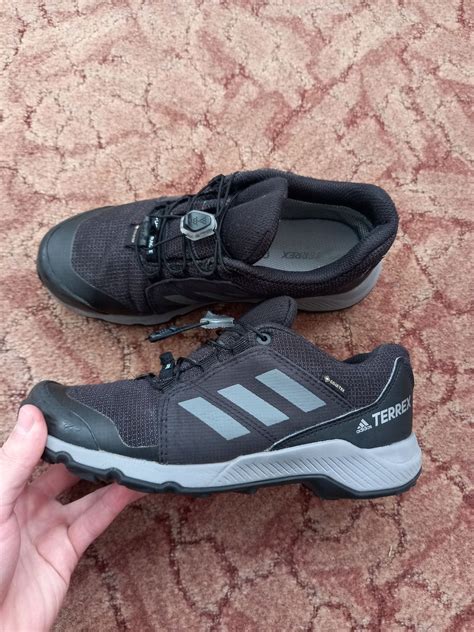 Оригинальные кросовки на подростка Adidas Terrex GORE-TEX: 700 грн ...