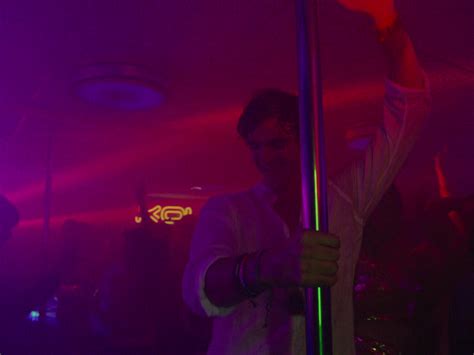 ausCAPS: Jacob Elordi shirtless in Saltburn