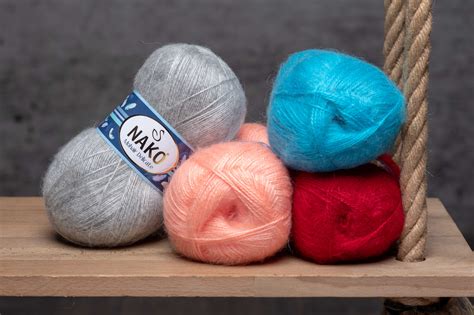Mohérová příze Nako Mohair Delicate pro pletení a háčkování.
