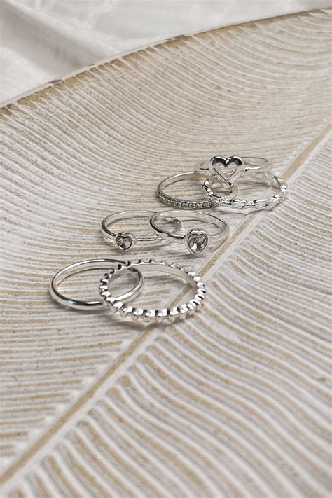 Veronica Heart Ring Set - Lizard Thicket