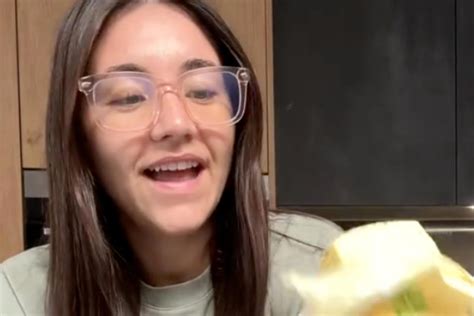 Viral toast buttering trick leaves internet divided—'what are you doing?'