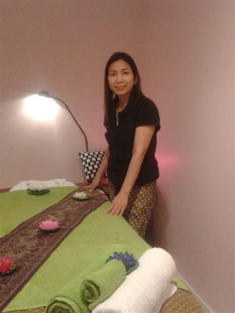 Lesbian Oil Massage: A Controversial New Trend Taking Over The US? Image 14