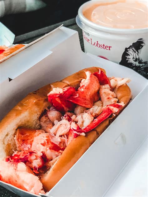 Cousins Maine Lobster food truck!!! | Scrolller