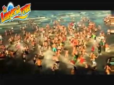 Beach party Langosta Feliz Acapulco - YouTube