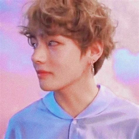 #kimtaehyung #taehyung #tae #taetae #V #cute #aesthetic #bts #bangtan ...