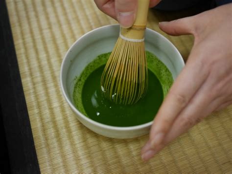 濃茶はなぜ回し飲みするの？茶道初心者でもわかる理由と作法を徹底解説。 ｜ 出張茶道体験 東京｜法人・イベント向け抹茶ワークショップ ...