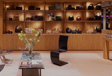 Shop - Luxury vintage & second hand in Stockholm | A Retro Tale