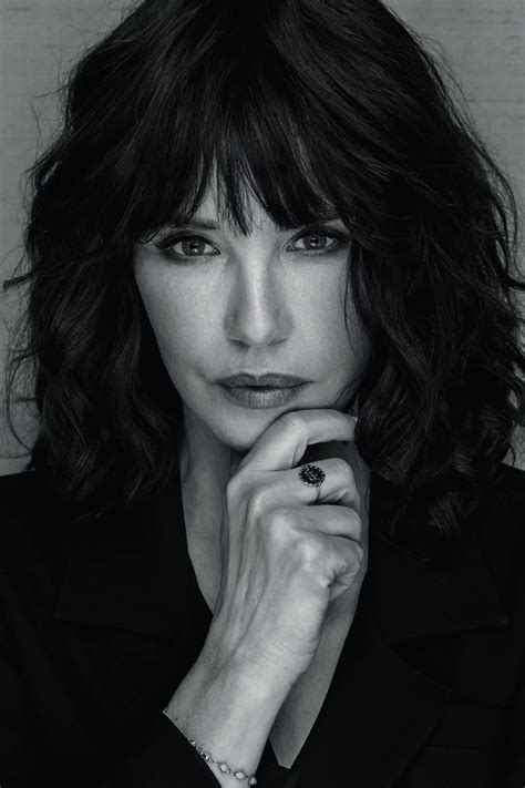 Isabelle Adjani : sa biographie, filmographie, et quelques photos