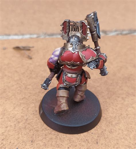 Painted some nmm axe blade for a khorn guy. Pretty happy with the ...