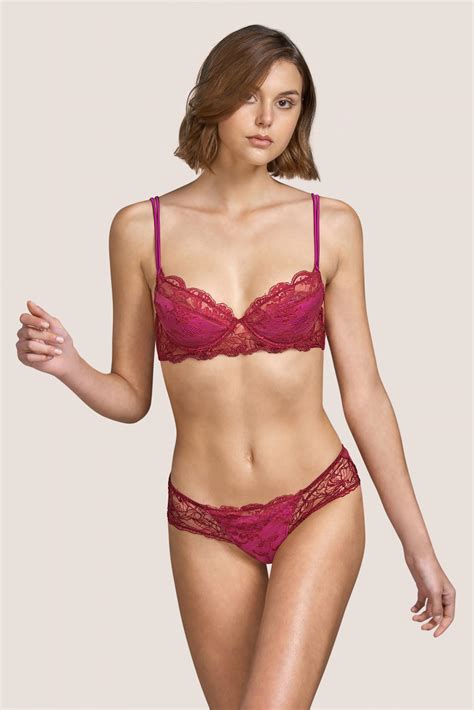 Andres Sarda Tamara Thong - Sylvia Rhodes Boutique