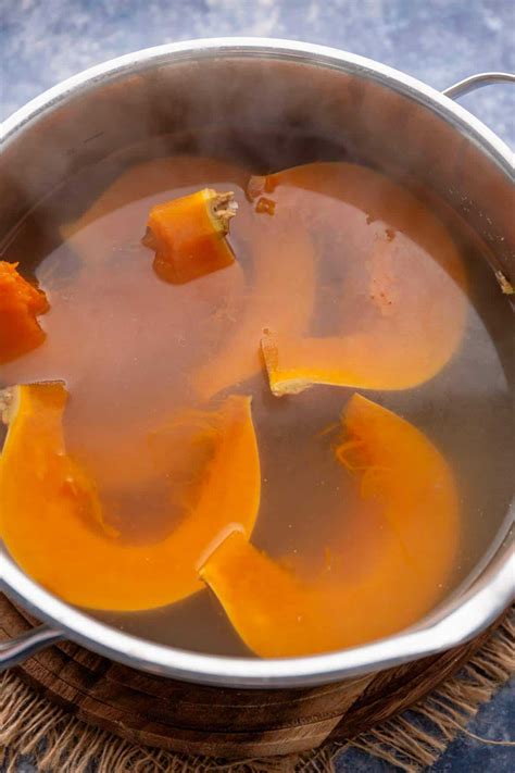 how to make pumpkin puree