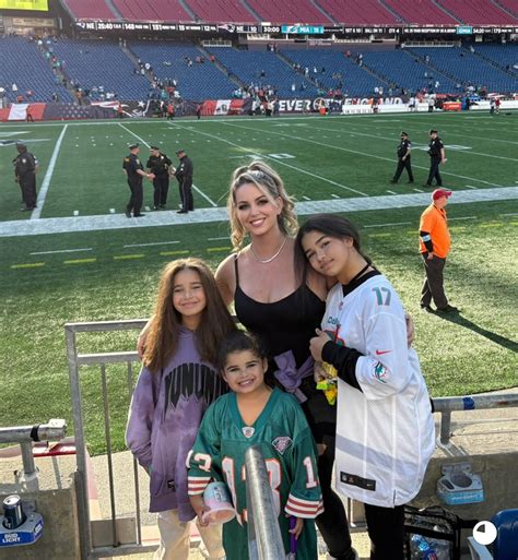 Dakota Johnson (@dakota_lynn_johnson) • Instagram photos and videos