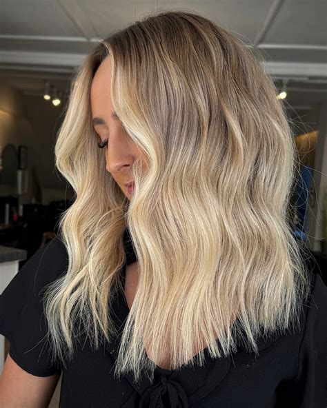 25 Blonde Hair with Lowlights to Boost Your Look – CreativeBooster