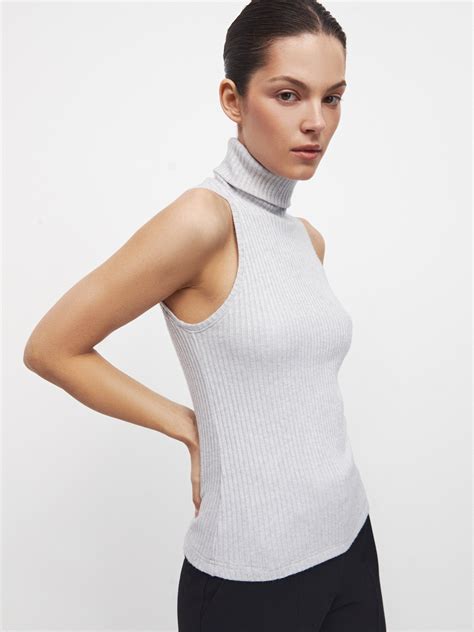 Водолазка без рукавов pearl grey – купить за 4 190 РУБ. | SELFMADE