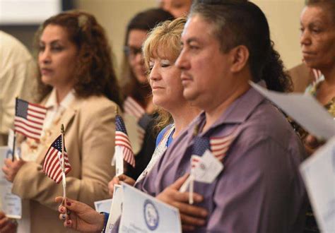 citizens honored  elgin