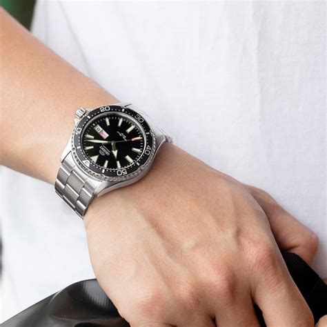 ORIENT RA-AA0001B - SWING WATCH Indonesia