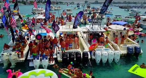 The Party Experience - Rent A Boat With A Captain