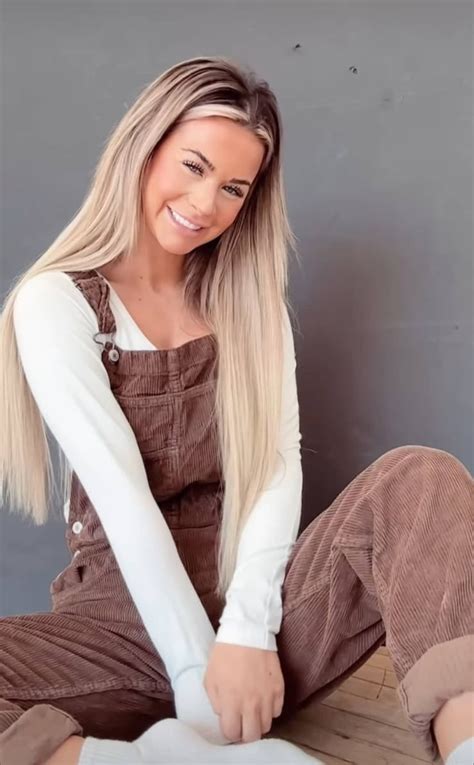 Did EmilyElizabethH Leak Her Own Content? The Wild Theory - mavbo4l