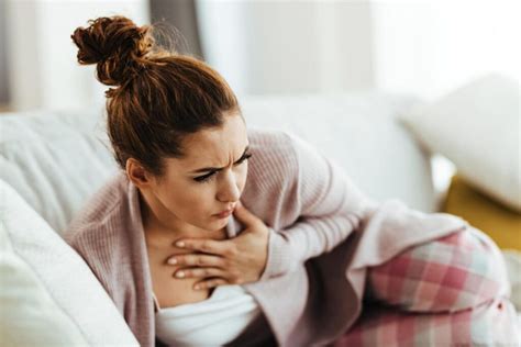 O Que Significa Sonhar Vomitando - Vomitar Cabelo Significado Espiritual: Sonhos e Vida Real