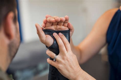 What Is a Smith's Fracture? | Apricus Health