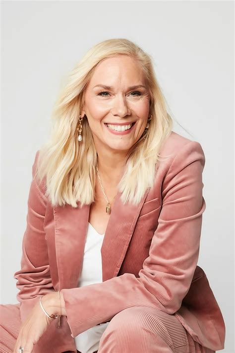 Leanne Morgan - About - Entertainment.ie