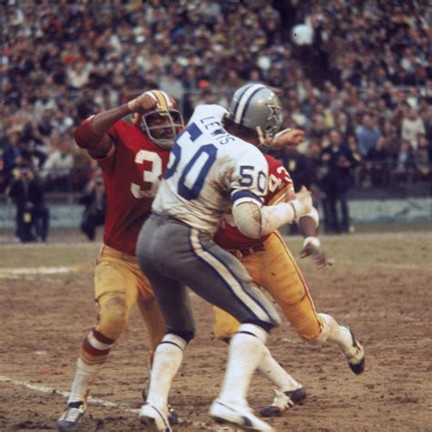 How Margot Robbie's Full-Frontal 'Wolf of Wall Street' Scene Happened