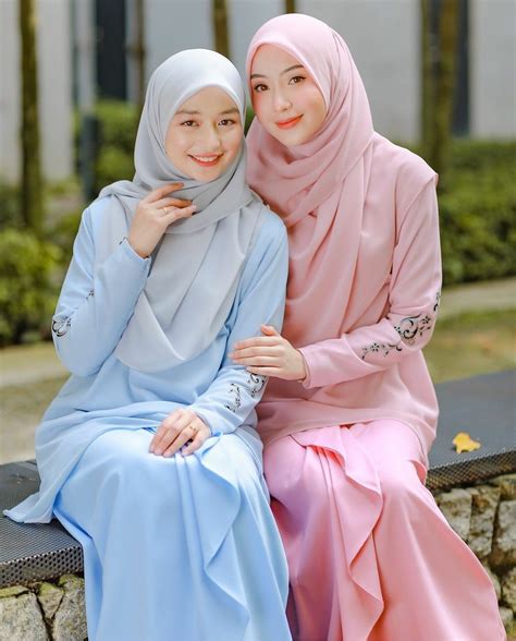 pin oleh arifin  hijab anggun wanita gadis berjilbab mode wanita
