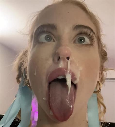 What is the name of this ahegao facial girl? - Chloe Cherry #1482491