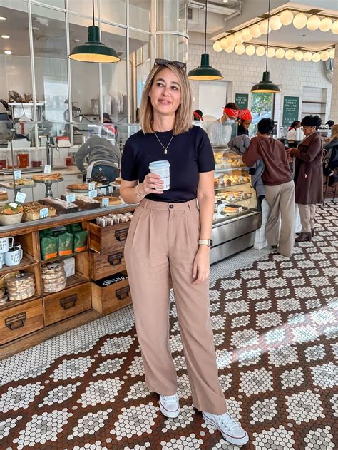 What To Wear in Washington, DC in October - Travel Pockets | Washington