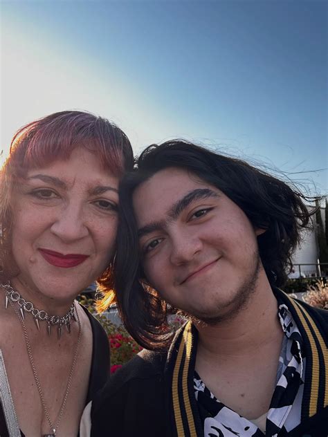 Monica Leigh Rodriquez (@monicaleighsvx) • Instagram photos and videos