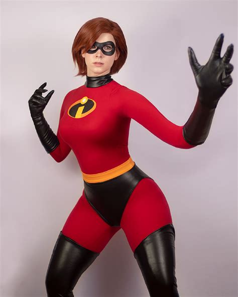 Disney: Este increíble cosplay de Elastigirl nos muestra a la heroína