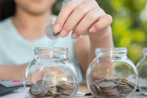 start saving   young age smart money education