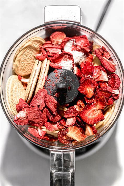 how to make strawberry shortcake crumble