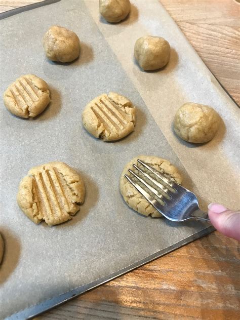 Gran's Ginger Biscuits - Penny Blogs