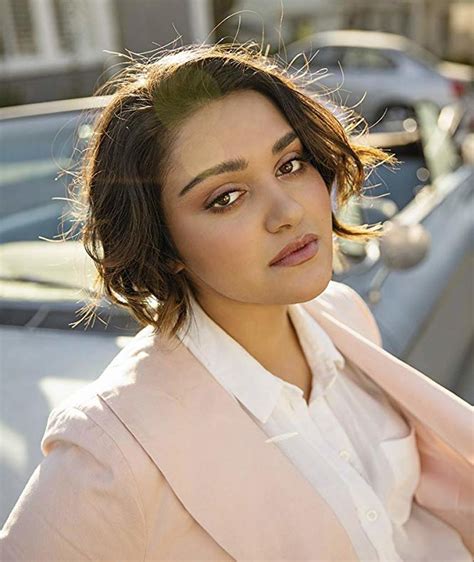 Ariela Barer – Movies, Bio and Lists on MUBI