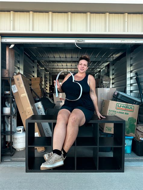 Ashleigh Dunn | never forget how hot & funny you are | Instagram